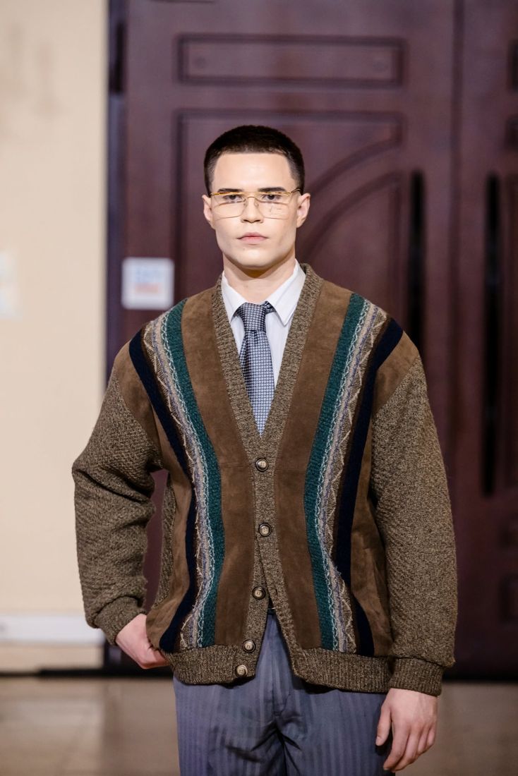 Look 03: Suede-panel knit cardigan, shirt and tie, rimless glasses
